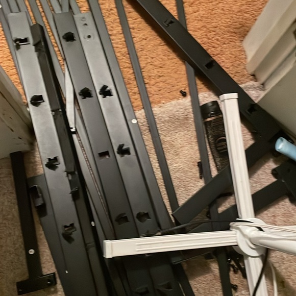 Full size bedframe black only a year old is in great condition, all parts - Picture 3 of 3